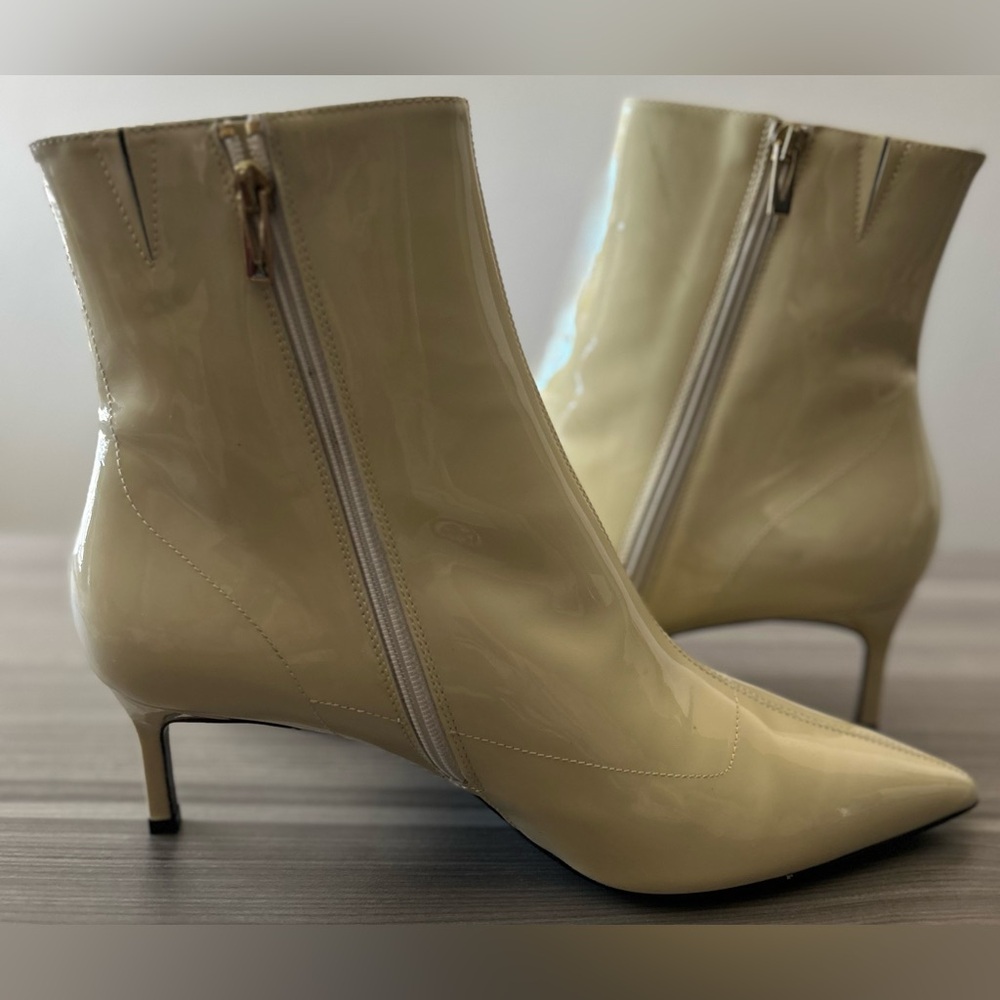 Via Spiga ๐ฎ๐นbooties NWOT๐๐